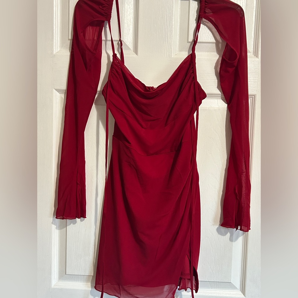 Chic Long Sleeve Red Dress
